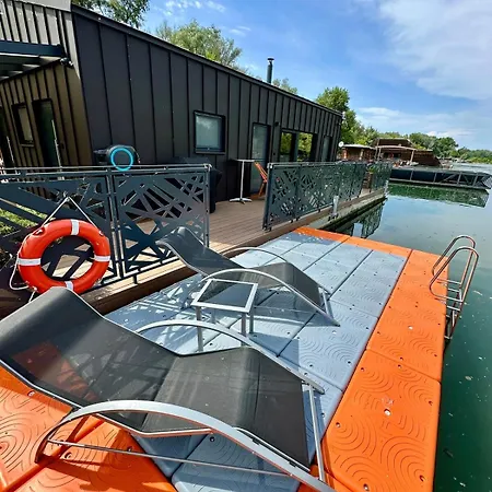 Houseboat With Touch Of Luxury